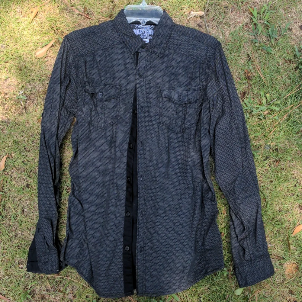 Men's medium black broken threads 100% cotton button up shirt - Picture 1 of 3